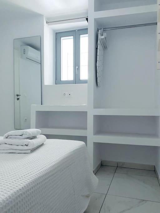 Hh Bay Apartment โลการาส ภายนอก รูปภาพ