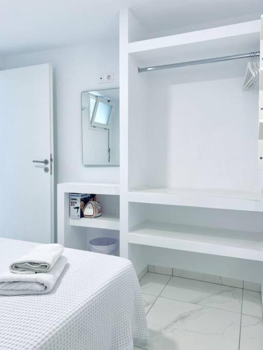 Hh Bay Apartment โลการาส ภายนอก รูปภาพ