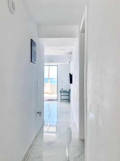 Hh Bay Apartment โลการาส ภายนอก รูปภาพ