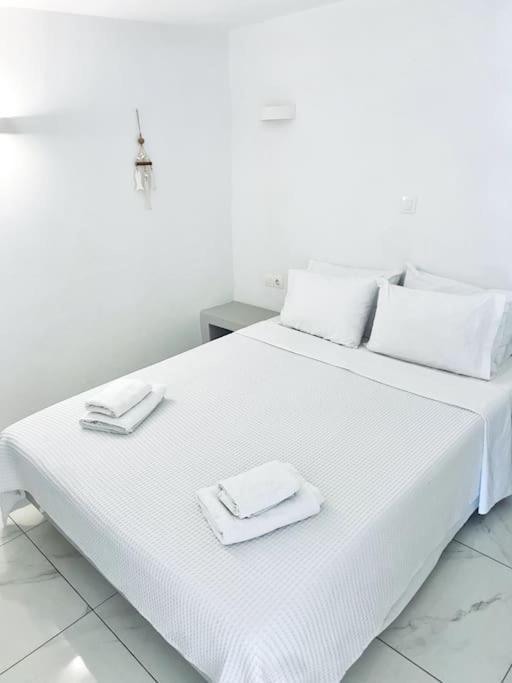 Hh Bay Apartment โลการาส ภายนอก รูปภาพ